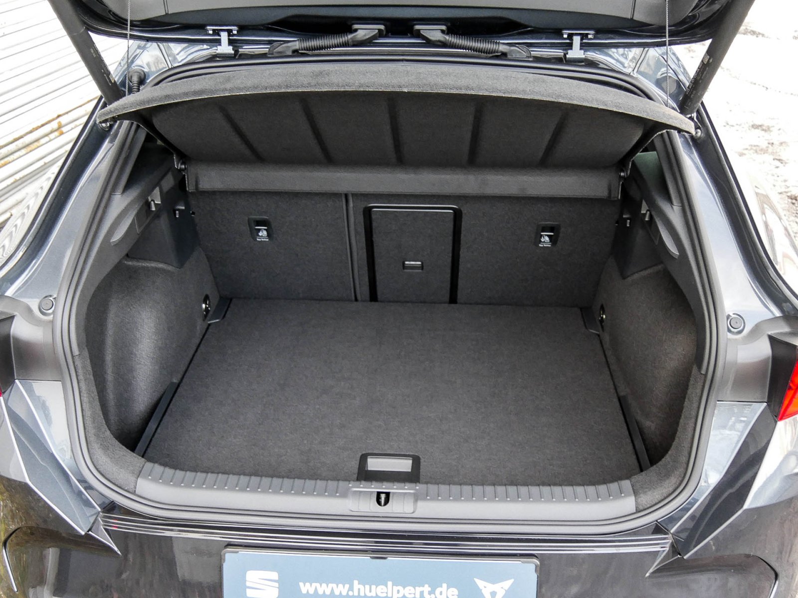 Cupra Formentor 1.5 DSG AHK 360°CAM ACC LM18 E-KLAPPE