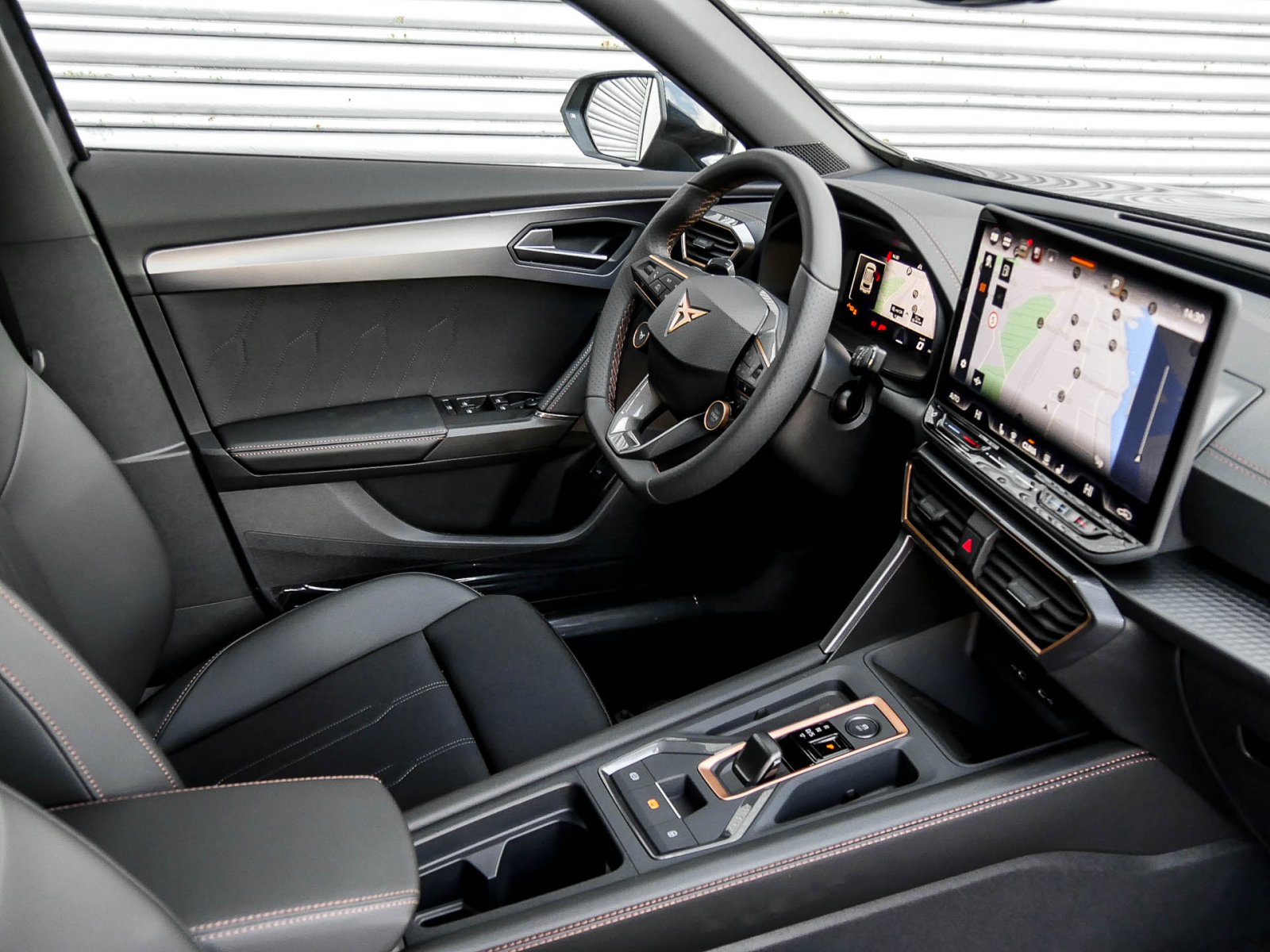 Cupra Formentor 1.5 DSG AHK 360°CAM ACC LM18 E-KLAPPE