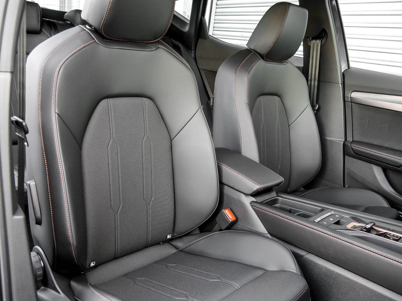 Cupra Formentor 1.5 DSG AHK 360°CAM ACC LM18 E-KLAPPE