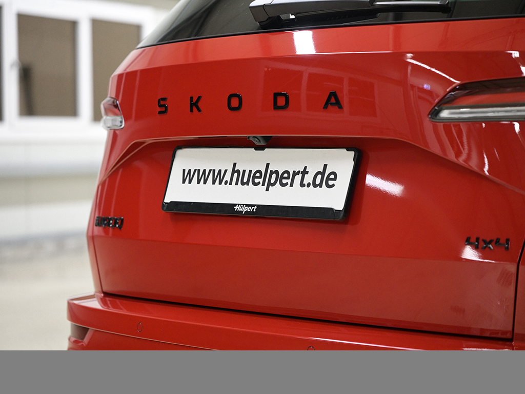 Skoda Karoq 2.0 SPORTLINE DSG 4x4 AHK PANO STANDHZG