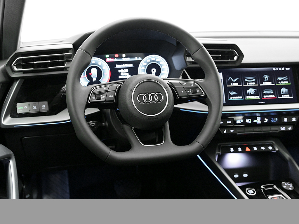 Audi A3 Sportback S tronic advanced TFSI LED CAM eKLAPPE LM17