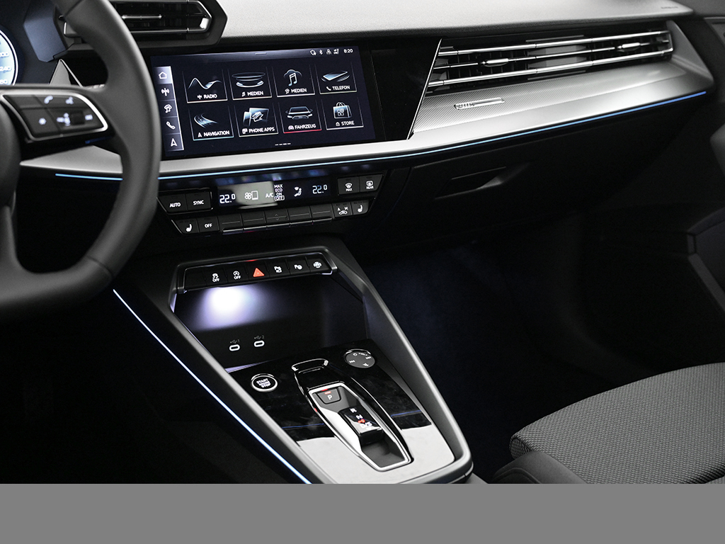 Audi A3 Sportback S tronic advanced TFSI LED CAM eKLAPPE LM17