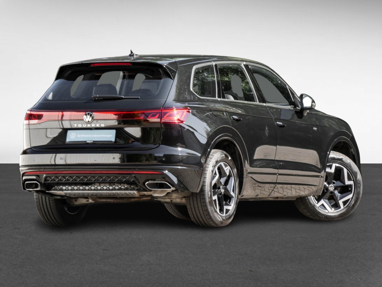 Volkswagen Touareg V6 R-LINE NEUES MODELL AHK CAM ACC LM19