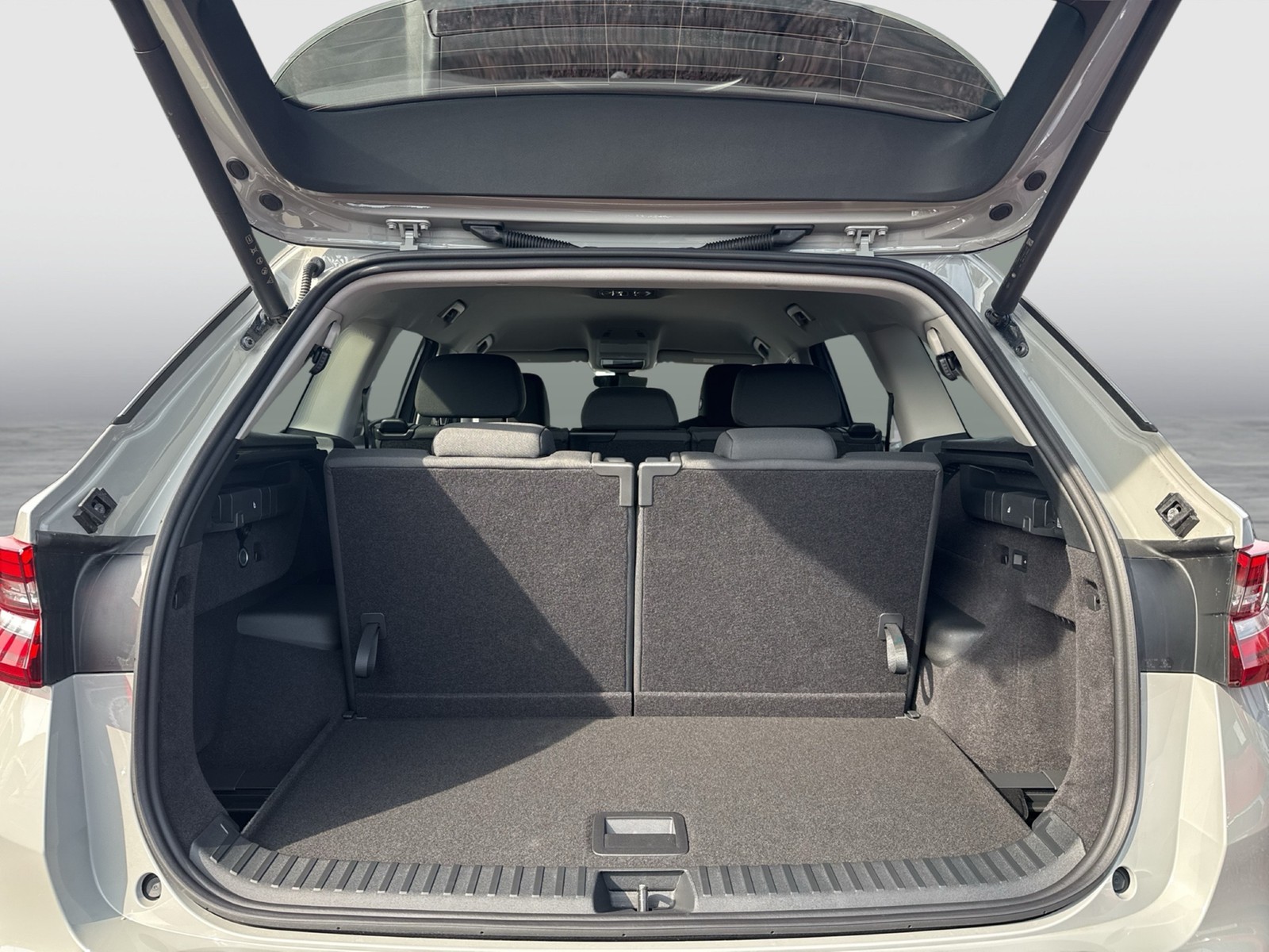 Skoda Kodiaq 2.0 SELECTION 4X4 AHK KAMERA CARPLAY