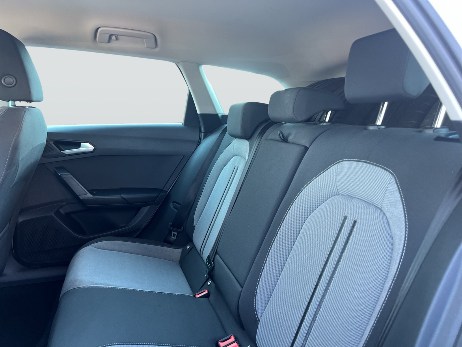 Seat Leon SP 1.0 eTSI DSG STYLE LED FullLink SHZ 17''ZOLL