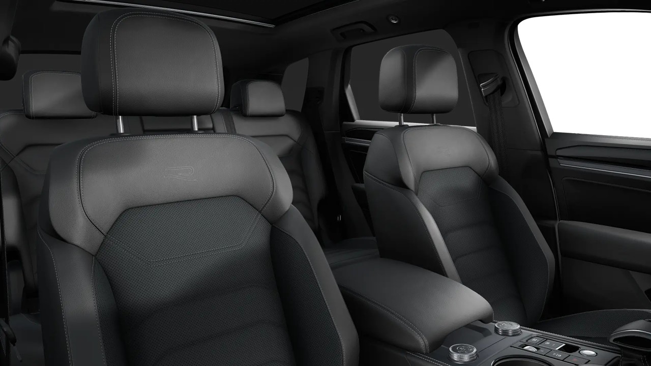Volkswagen Touareg V6 R-LINE BLACK STYLE PANO DYNAUDIO AHK
