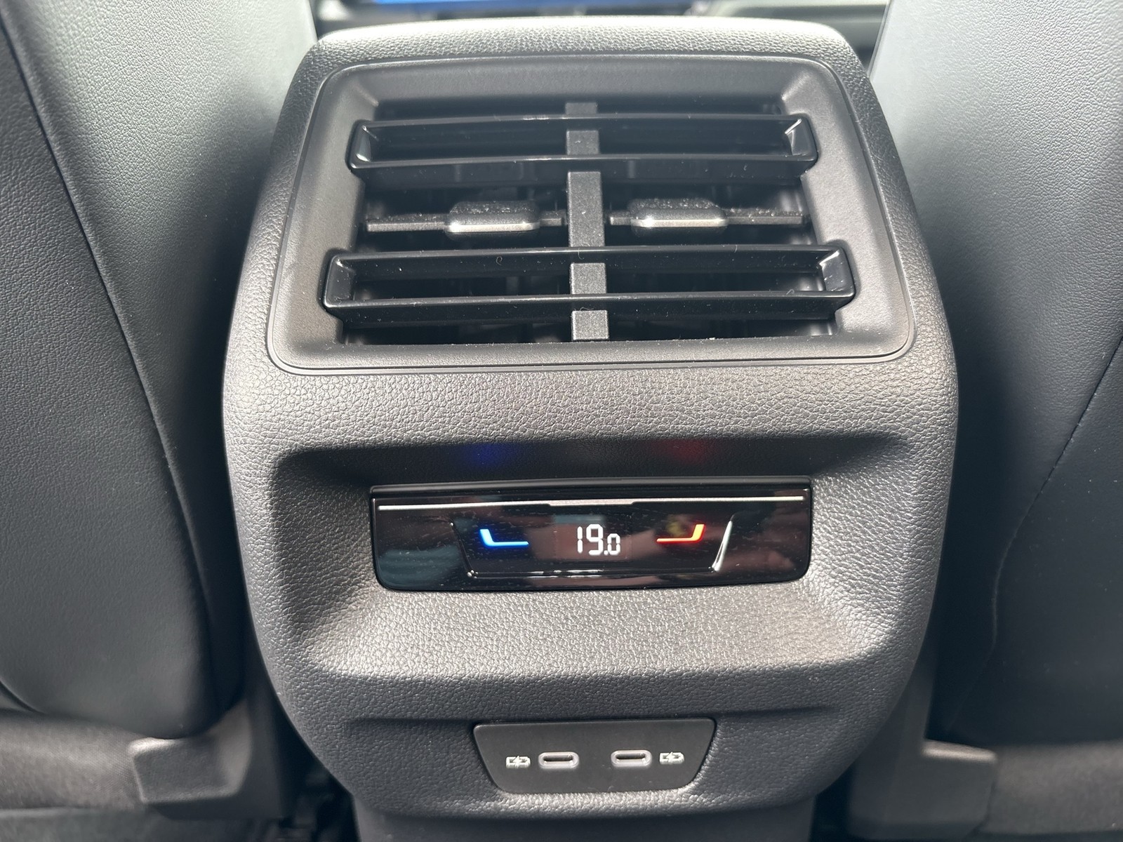 Volkswagen Tayron 2.0 LIFE 4X4 HARMAN KARDON 360CAM ACC NAVI