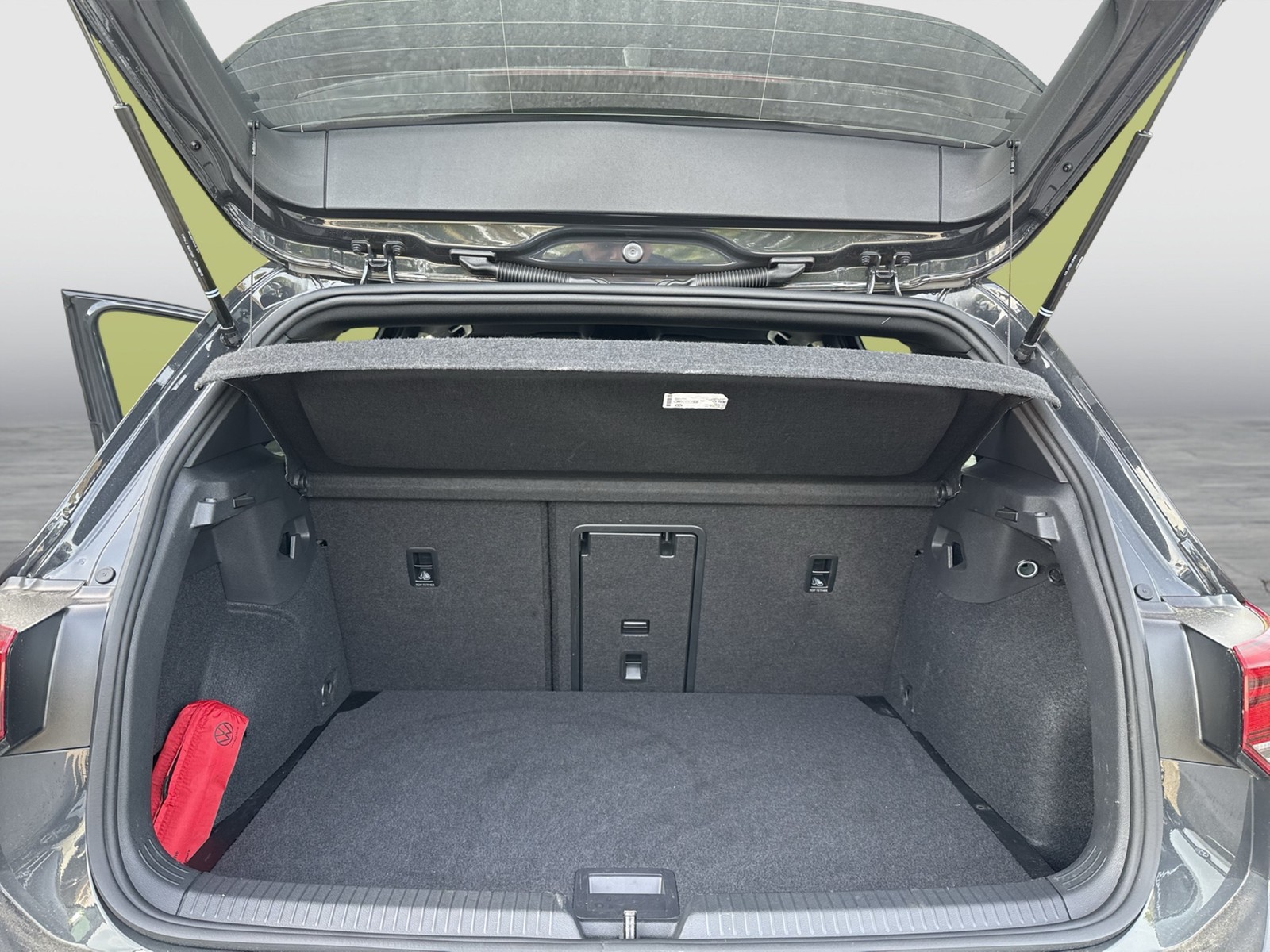 Volkswagen Golf VIII 2.0 GTI CLUBSPORT LM18 CARPLAY LED+
