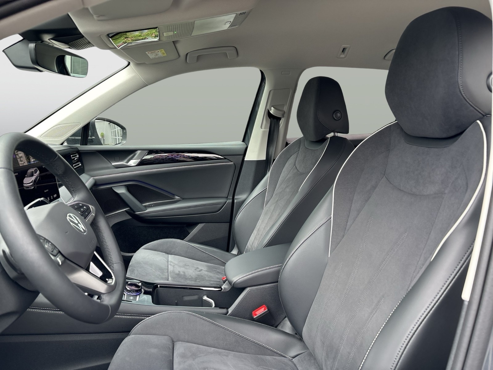 Volkswagen Tiguan 2.0 ELEGANCE 4X4 AHK 360CAM ACC LM18 NAVI