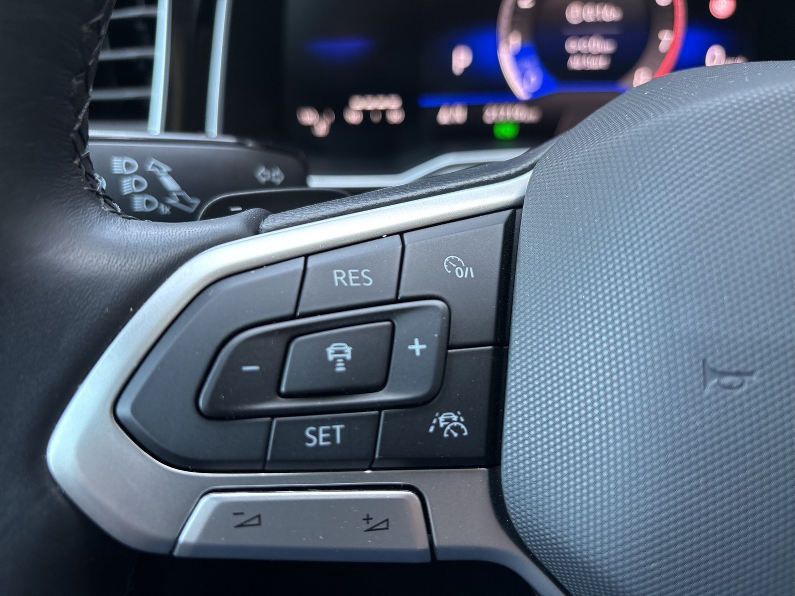 Volkswagen Taigo 1.5 GOAL CAM ACC LM17 NAVI CARPLAY SITZHZ.