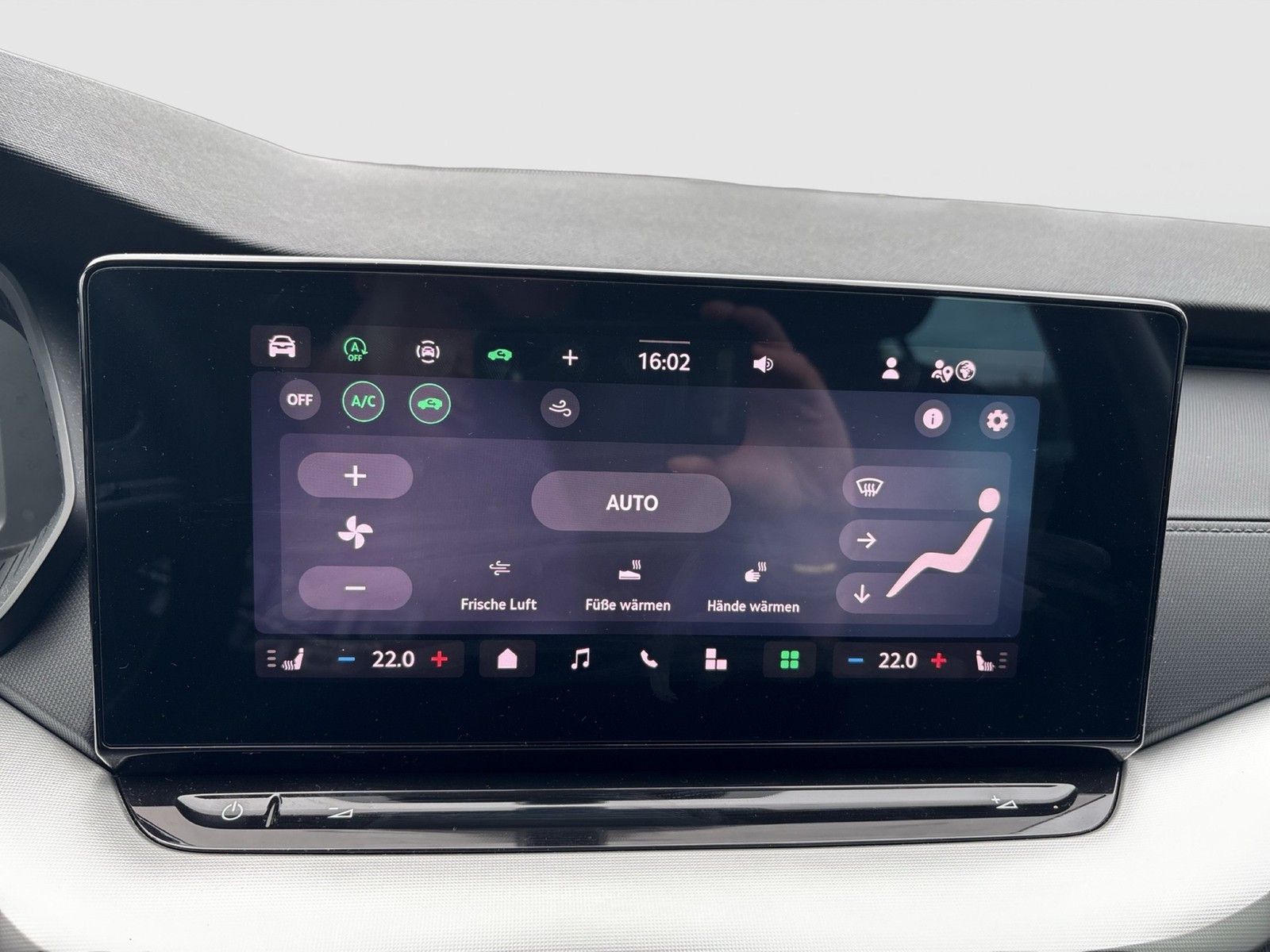 Skoda Octavia Combi 1.5 e-TEC SELECTION CARPLAY LM17