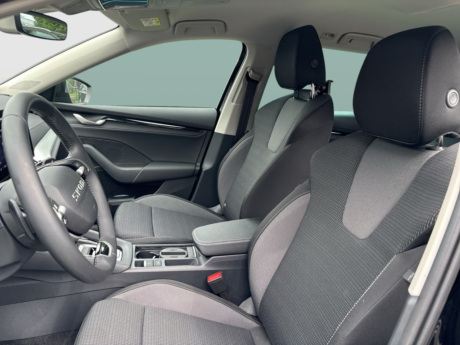 Skoda Octavia Combi 1.5 e-TEC SELECTION CARPLAY LM17