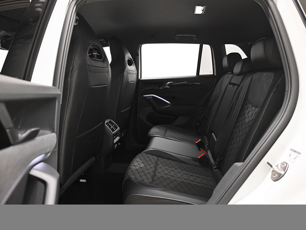 Volkswagen Tiguan 2.0 TDI R-LINE DSG BLACKSTYLE AHK