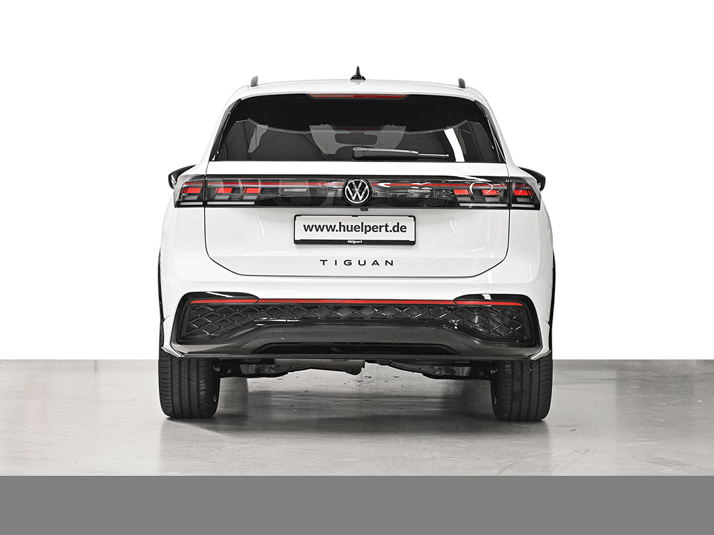 Volkswagen Tiguan 2.0 TDI R-LINE DSG BLACKSTYLE AHK