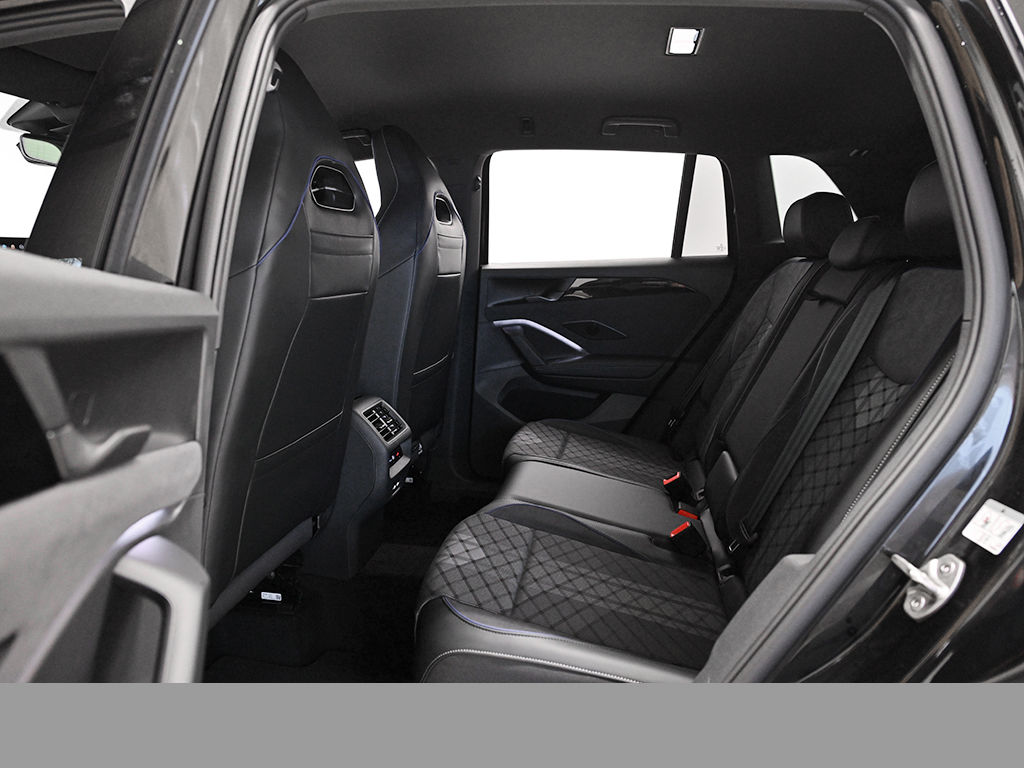 Volkswagen Tiguan 2.0 TDI R-LINE DSG BLACKSTYLE AHK