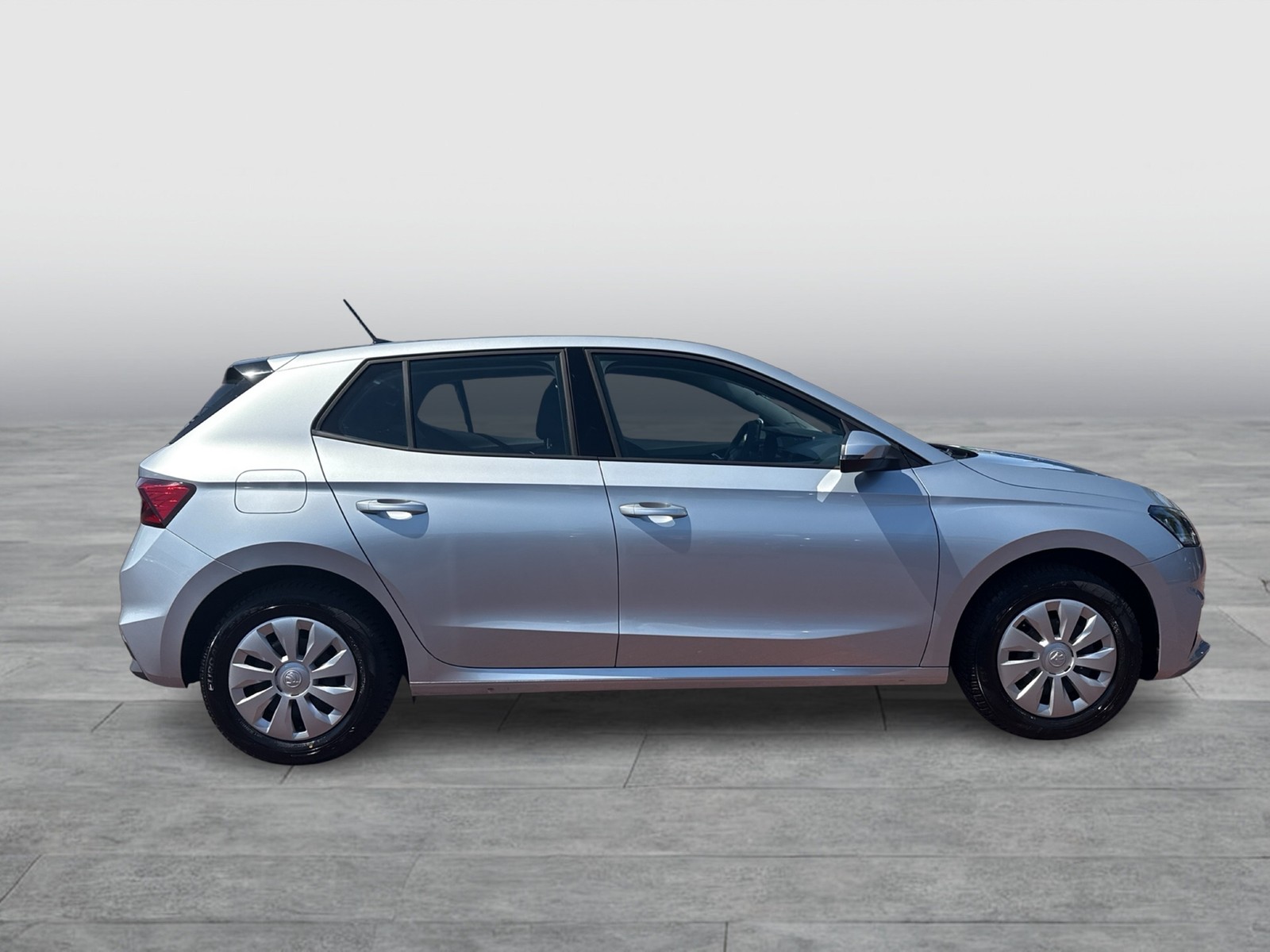 Skoda Fabia 1.0 EINPARKHILFE BLUETOOTH LED DAB KLIMA