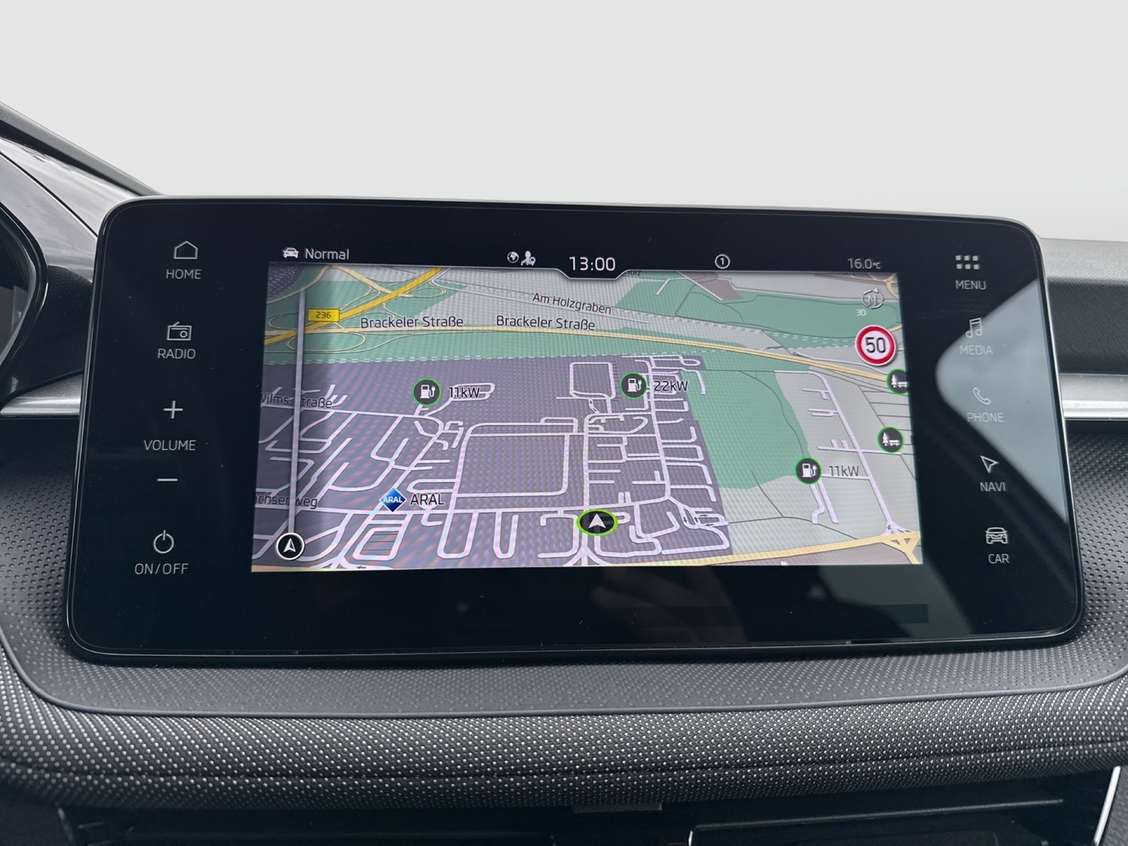 Skoda Fabia 1.5 TOUR CAM ACC NAVI ALU CARPLAY SITZHEIZ