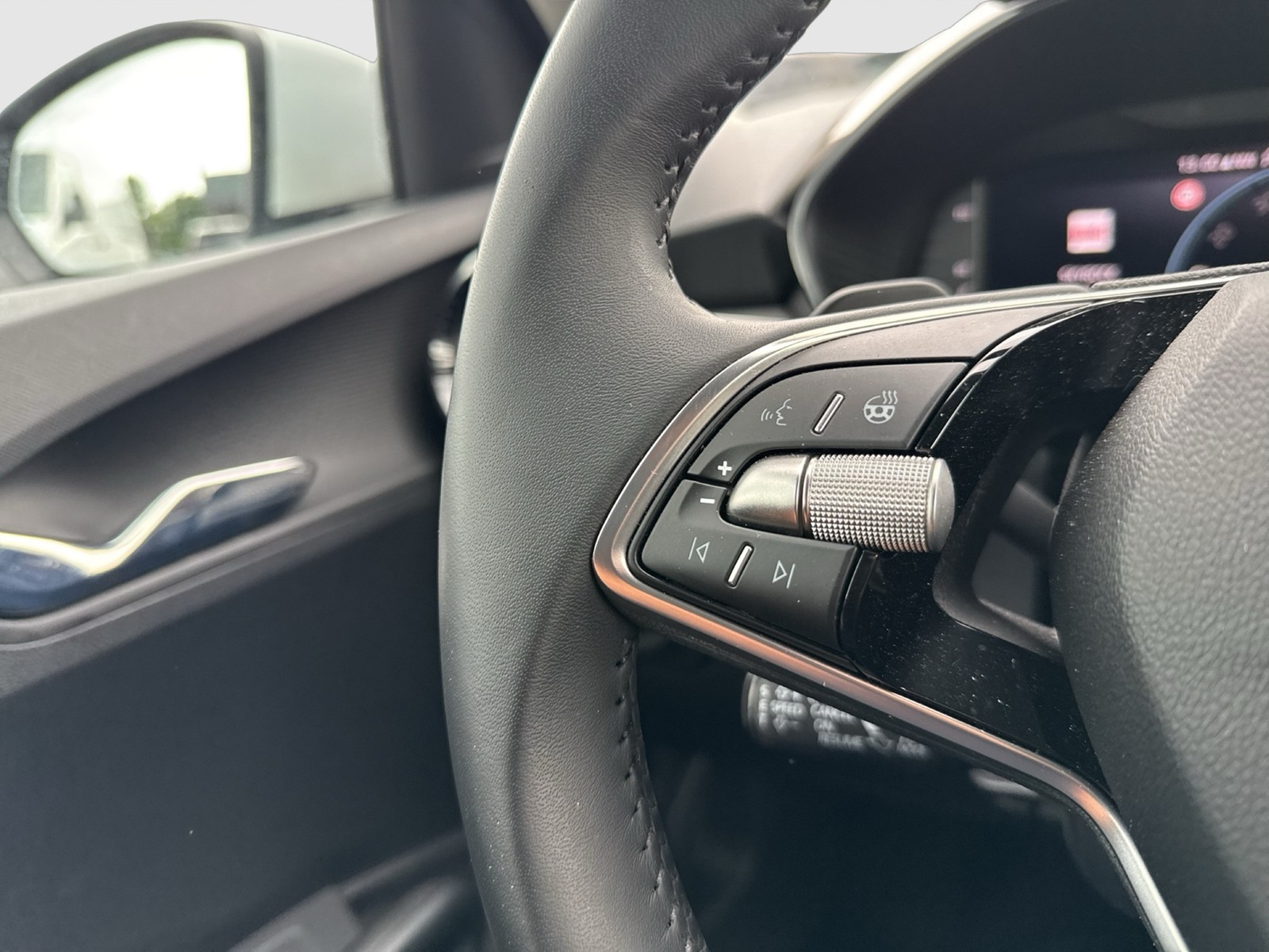 Skoda Fabia 1.5 TOUR CAM ACC NAVI ALU CARPLAY SITZHEIZ