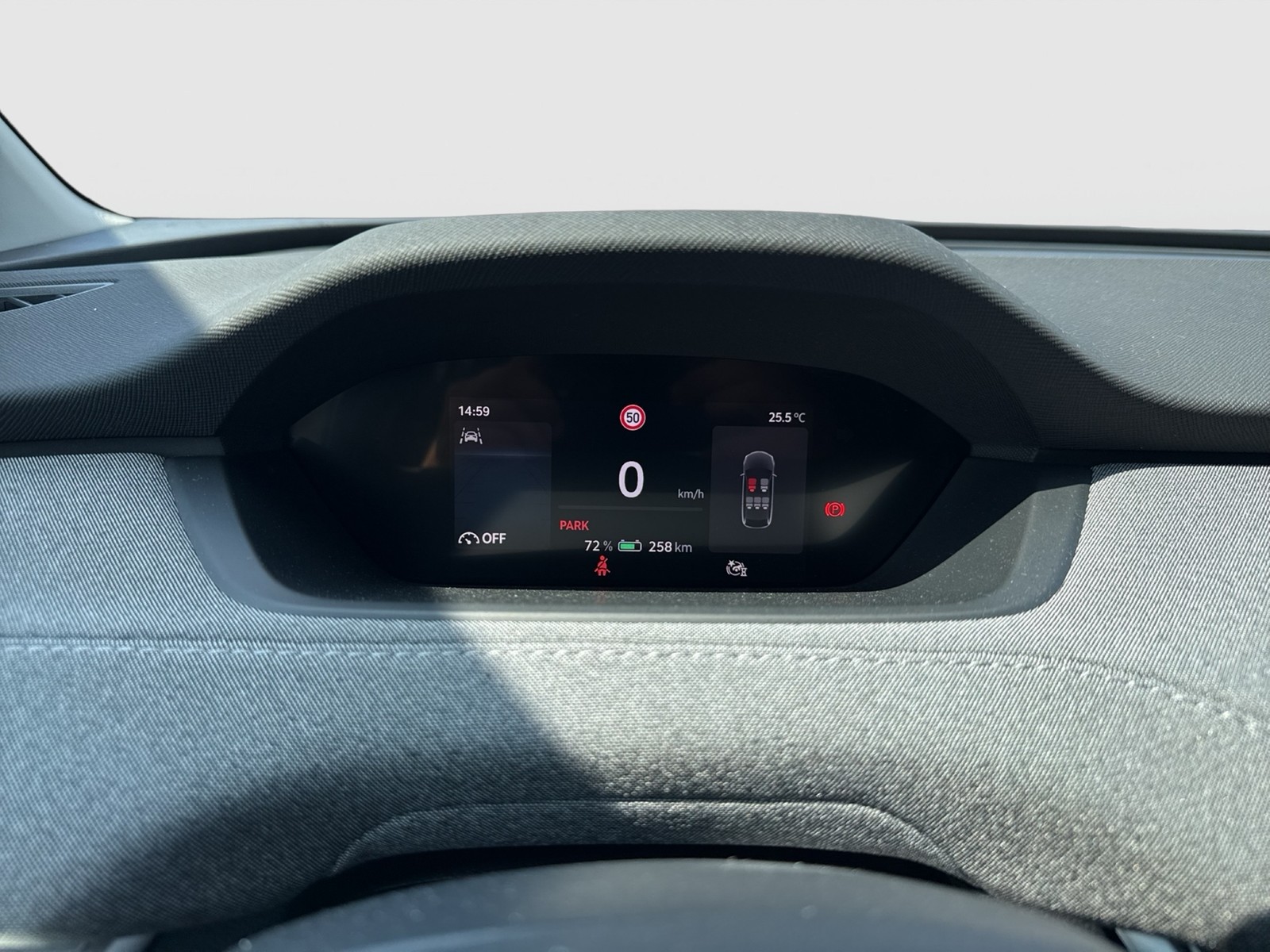Skoda Enyaq 85 LOFT WÄRMEPUMPE PANO AHK CAM ACC LM20
