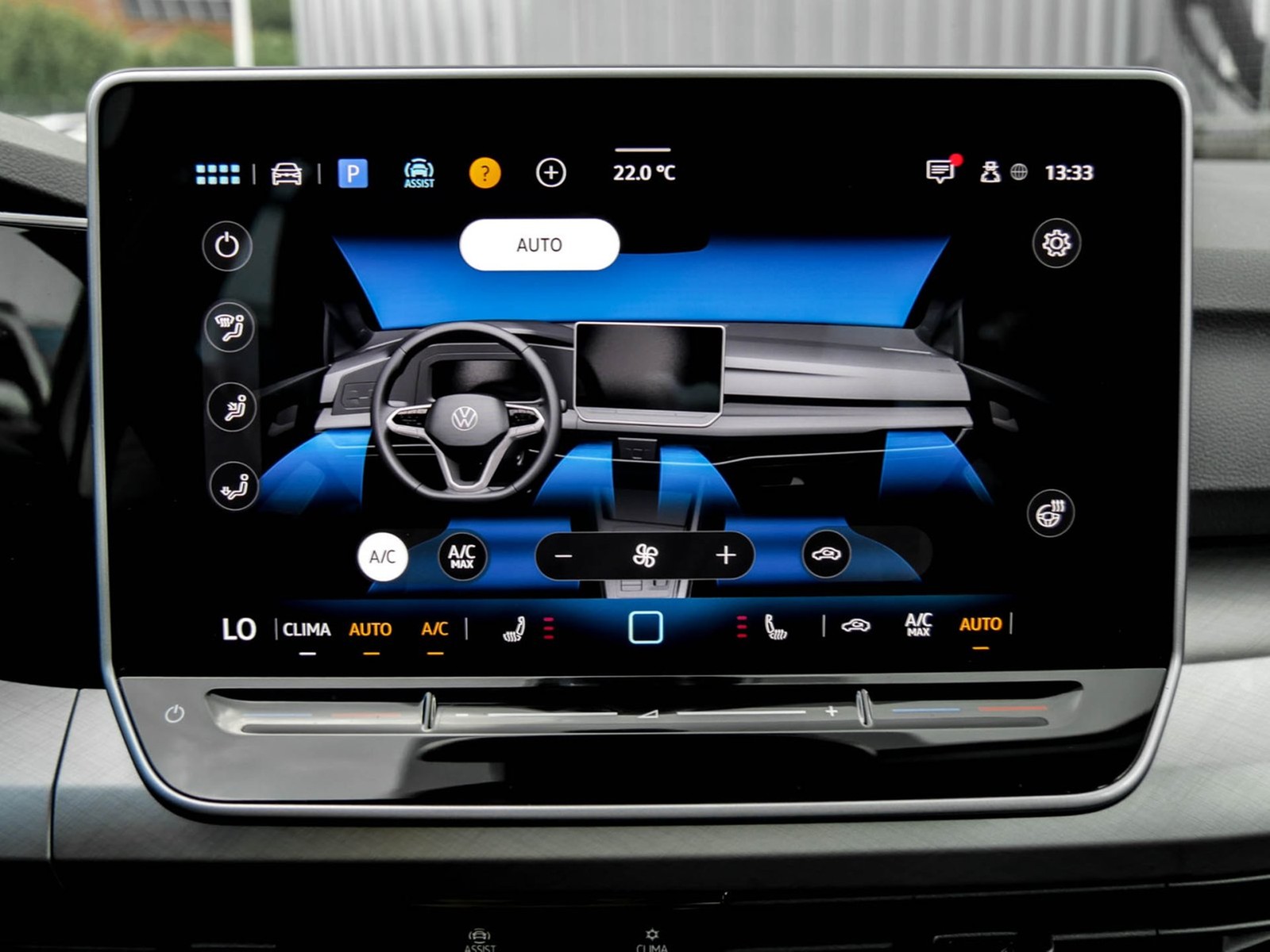 Volkswagen Golf VIII 2.0 SITZHEIZUNG KLIMAAUTOMATIK DAB+