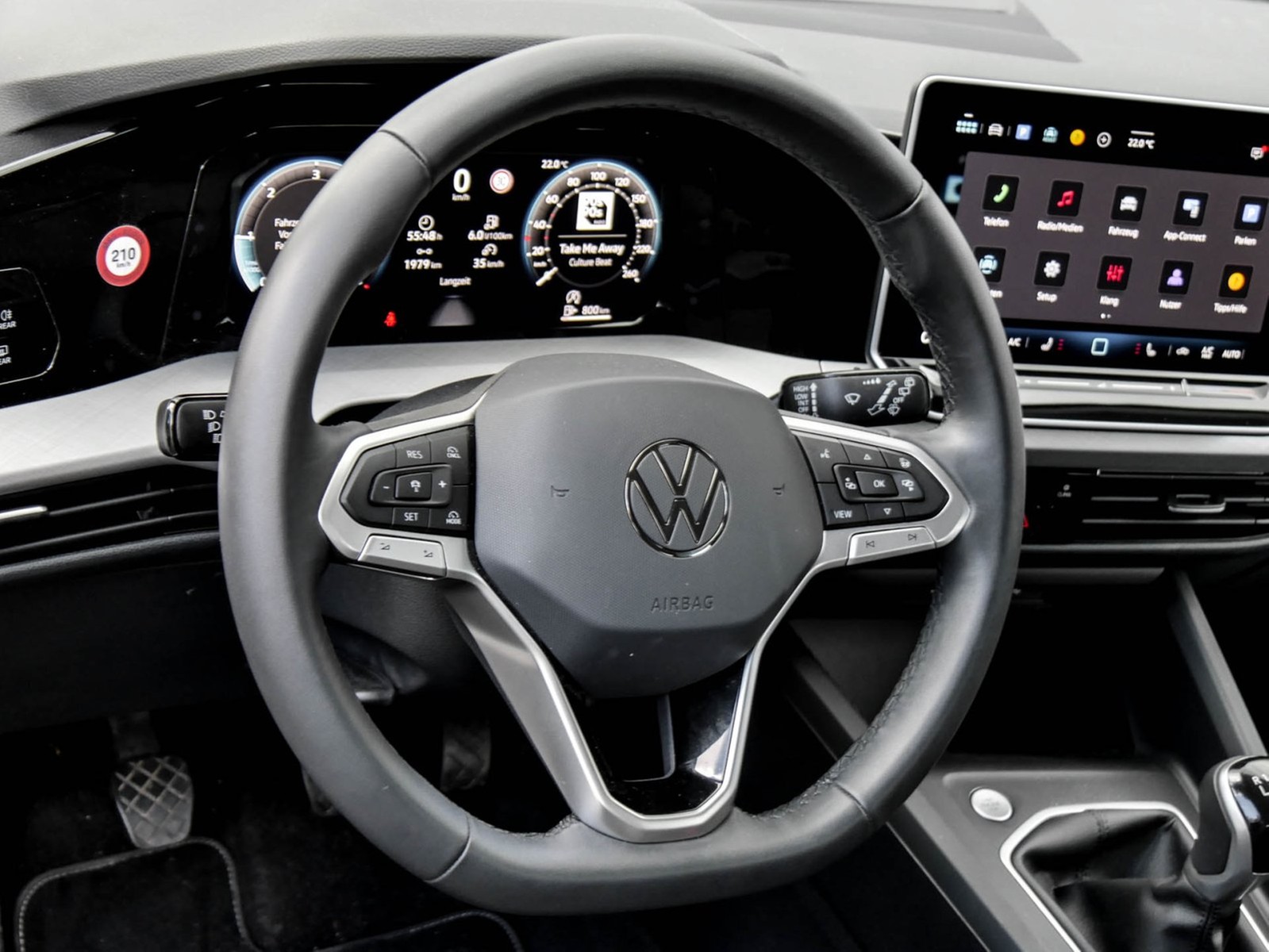 Volkswagen Golf VIII 2.0 SITZHEIZUNG KLIMAAUTOMATIK DAB+
