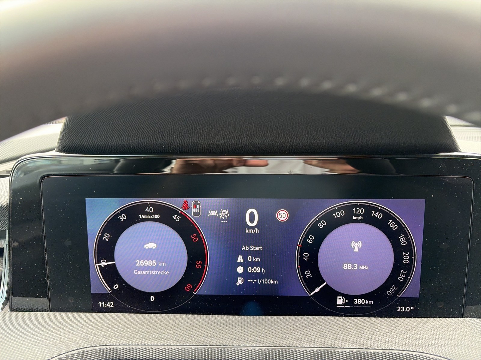 Skoda Superb Combi 2.0 AHK CAM ACC NAVI ALU CARPLAY