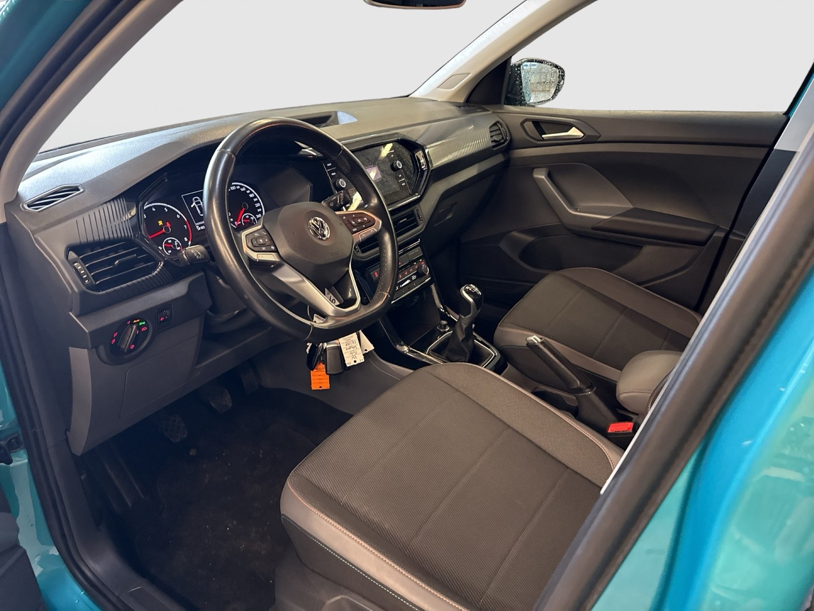 Volkswagen T-Cross 1.0 LIFE ACC ALU17" NAVI SITZHEIZ.