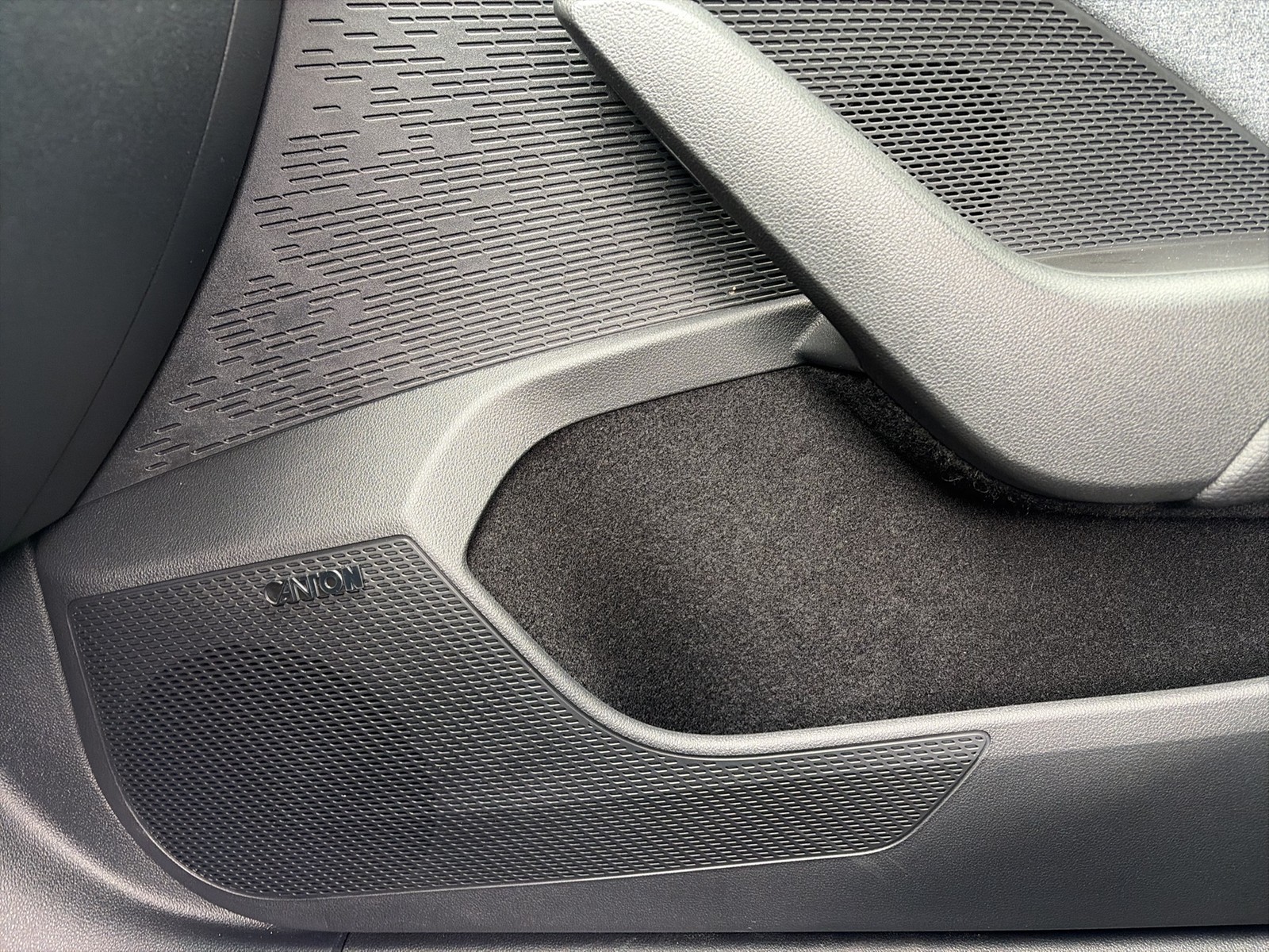 Skoda Octavia Combi 2.0 TOUR CANTON 360°CAM ACC MATRIX