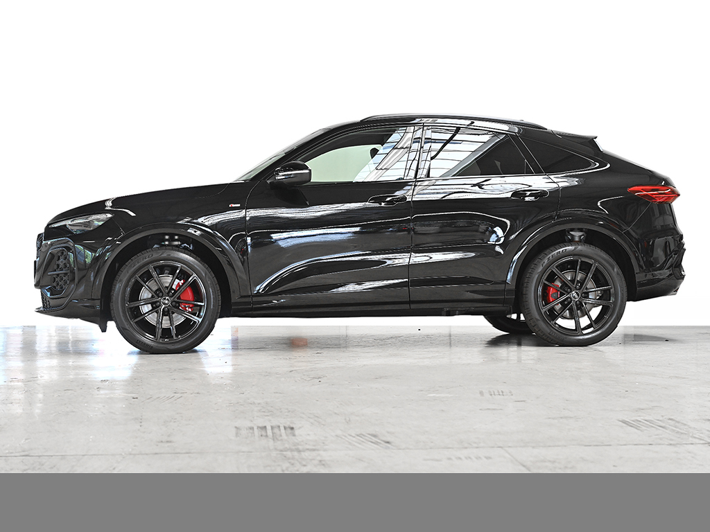 Audi Q5 Sportback TFSI quattro S tronic SLine+AHK+Carbon+Tech+Volllackierung+