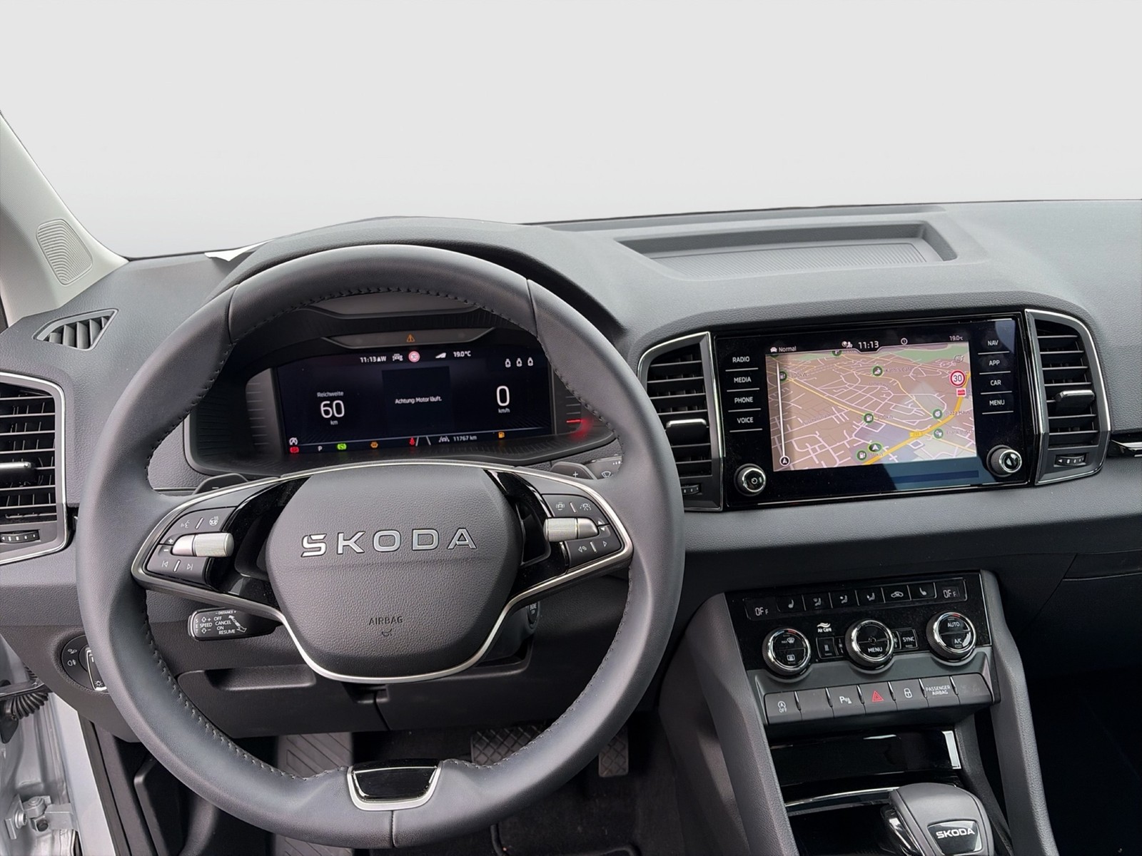 Skoda Karoq 2.0 TOUR STANDHZ. AHK CAM ACC MATRIX NAVI
