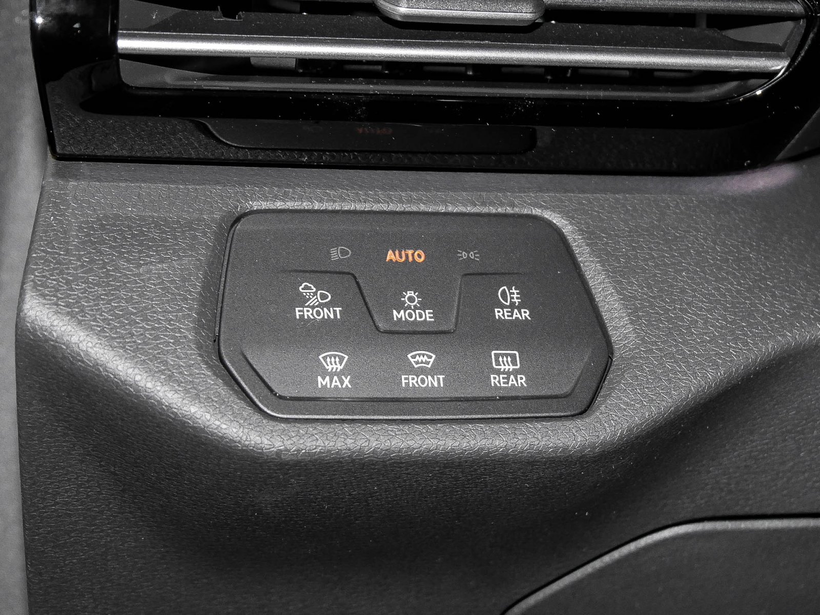 Volkswagen ID.5 PRO GOAL eSITZE AHK CAM eKLAPPE NAVI LM21