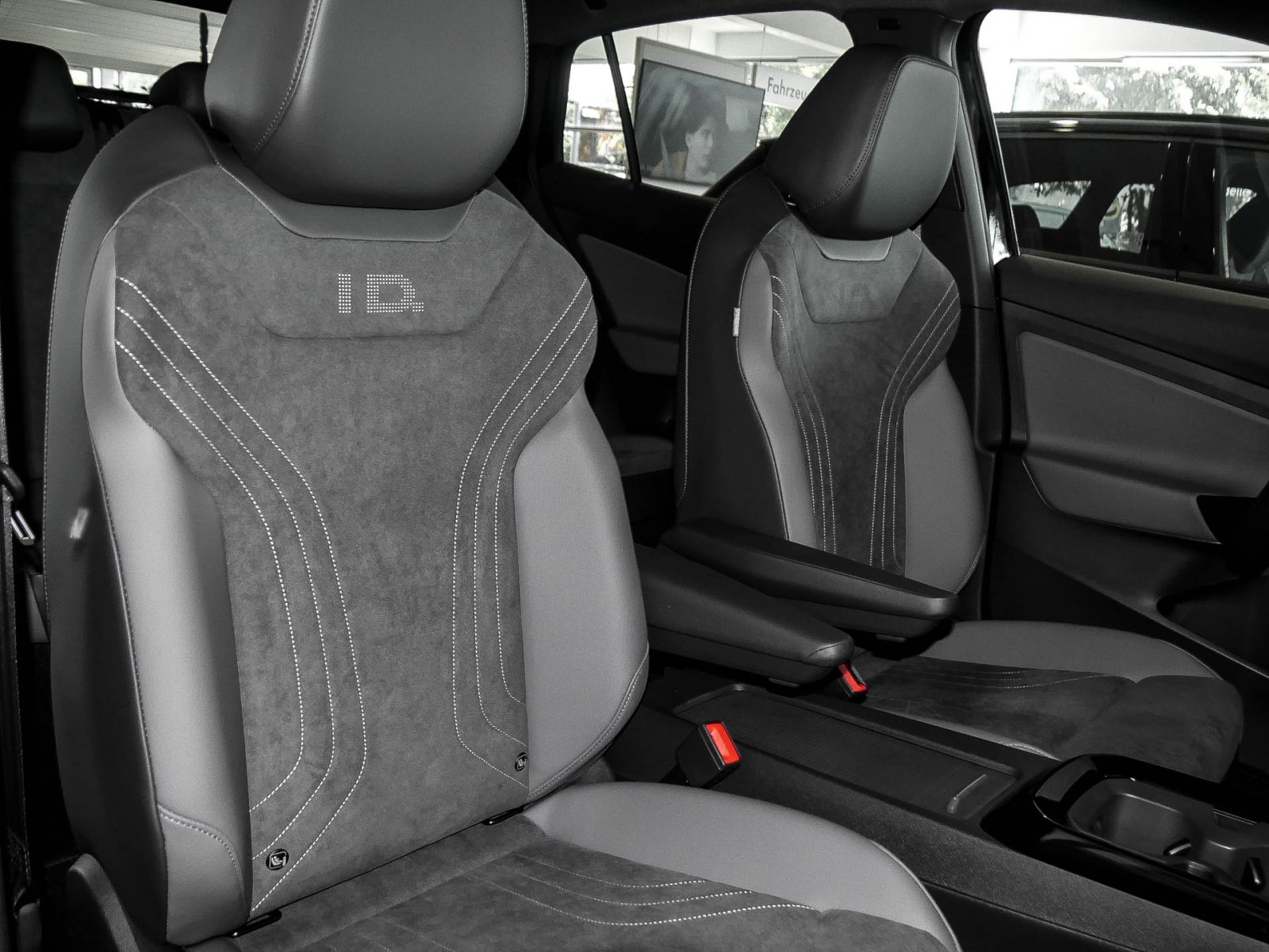 Volkswagen ID.5 PRO GOAL eSITZE AHK CAM eKLAPPE NAVI LM21