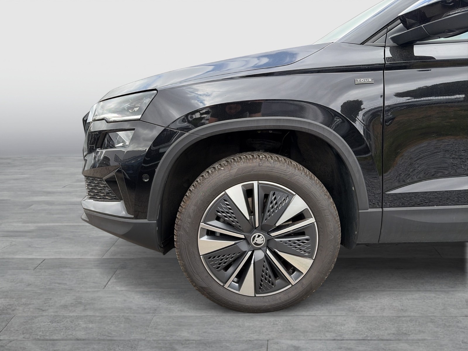 Skoda Karoq 1.5 TOUR PANO AHK 360°CAM ACC MATRIX NAVI