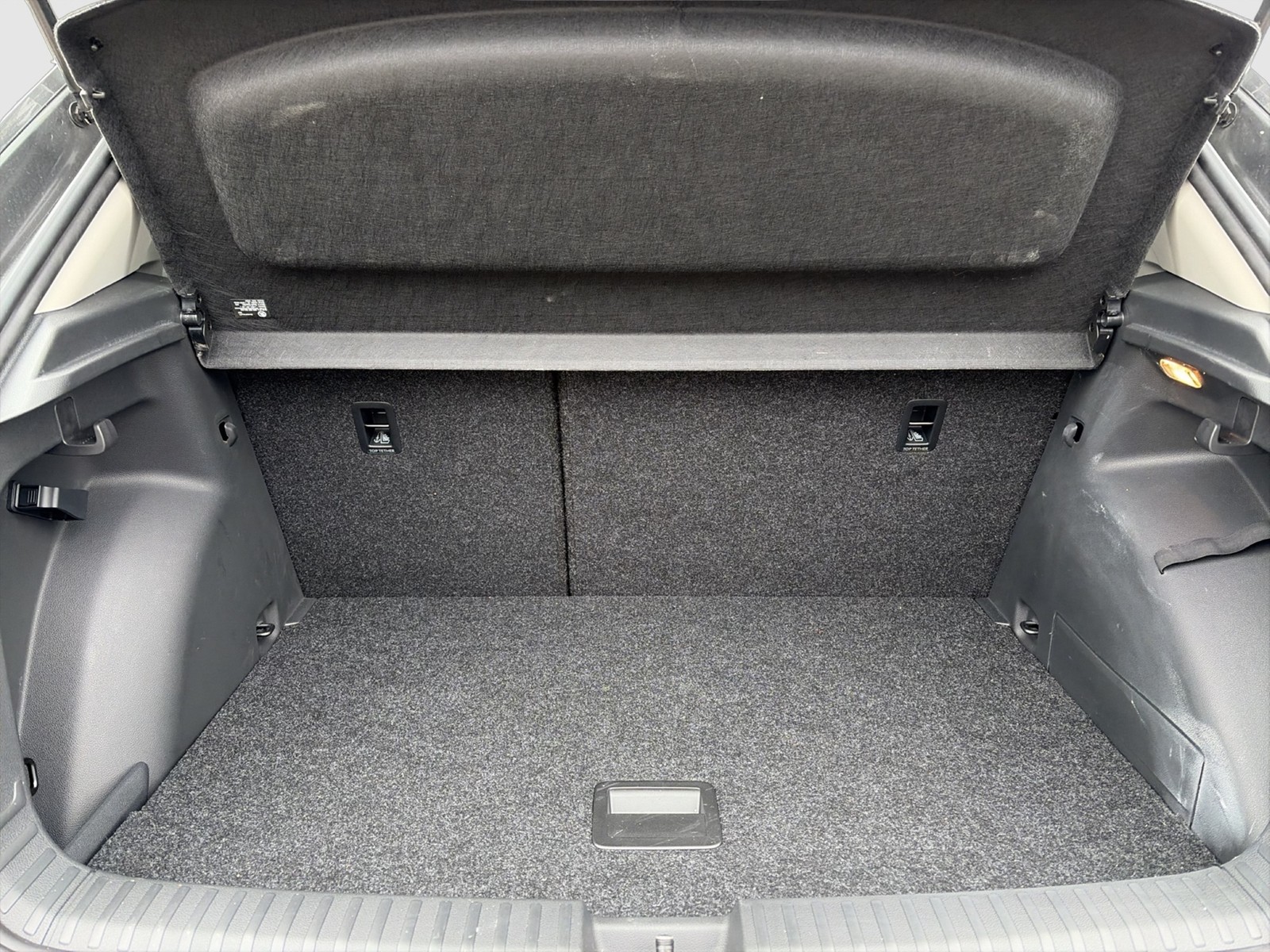 Skoda Fabia 1.5 TOUR CAM ACC NAVI ALU CARPLAY SITZHEIZ