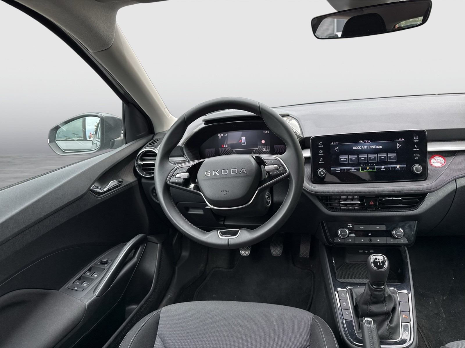Skoda Fabia 1.0 TOUR CAM CARPLAY AHK-VORBEREITUNG ALU