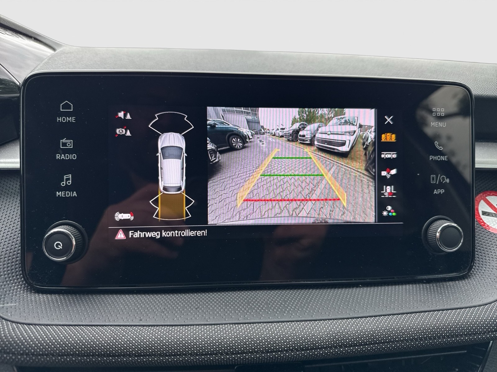 Skoda Fabia 1.0 SELECTION CAM CARPLAY SITZHEIZUNG LED