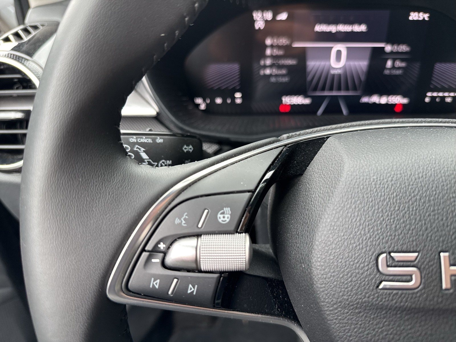 Skoda Fabia 1.0 SELECTION CAM CARPLAY SITZHEIZUNG LED
