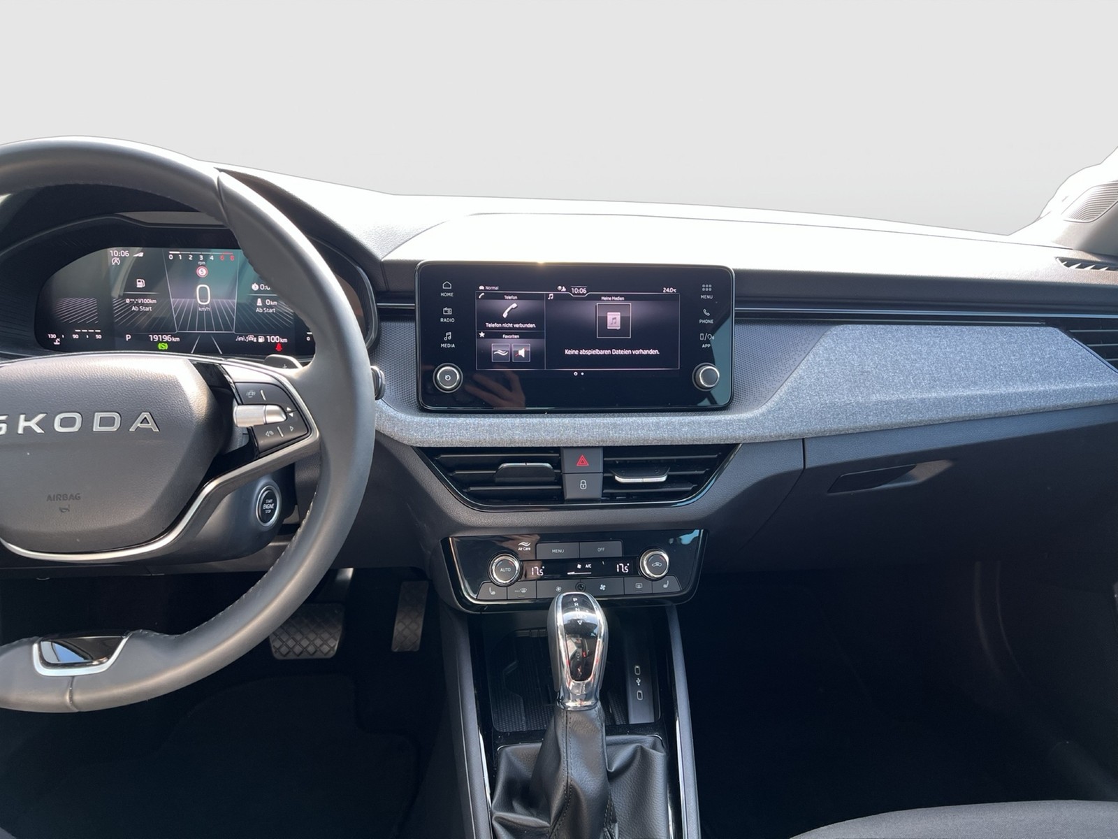 Skoda Scala 1.0 TOUR BLACKPACKAGE CAM CARPLAY MATRIX