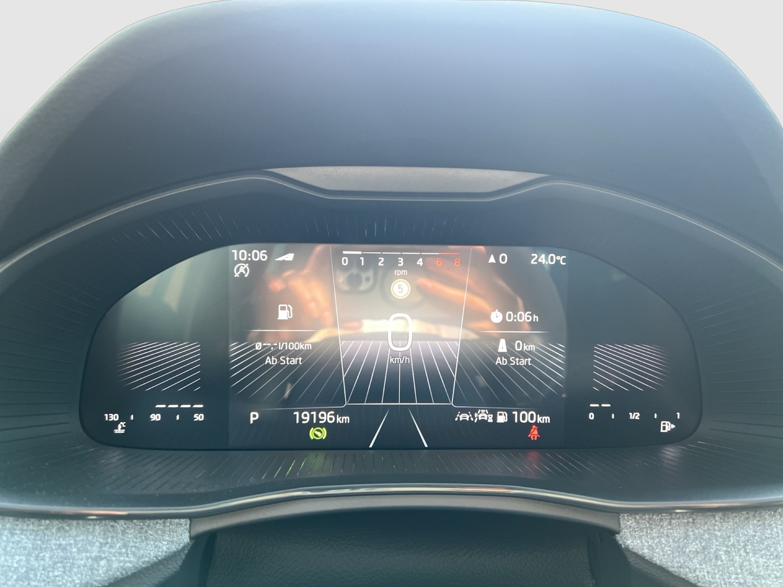 Skoda Scala 1.0 TOUR BLACKPACKAGE CAM CARPLAY MATRIX
