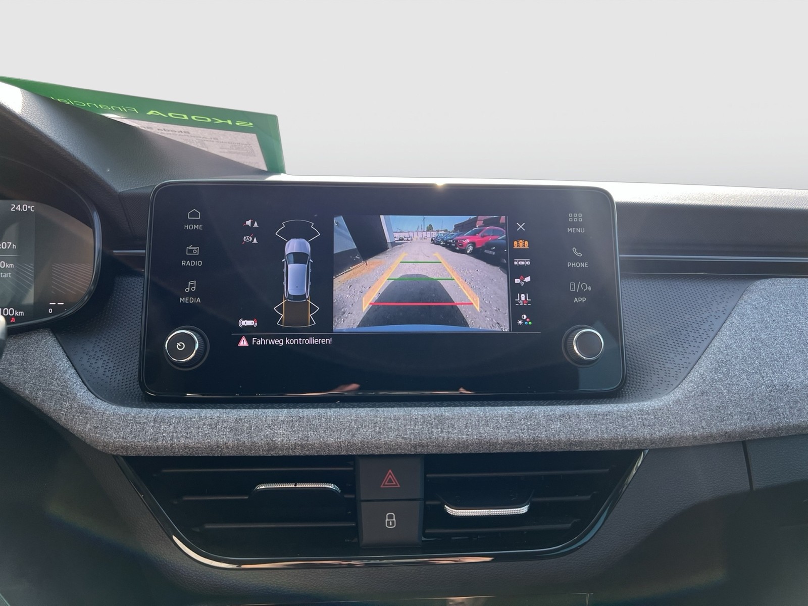 Skoda Scala 1.0 TOUR BLACKPACKAGE CAM CARPLAY MATRIX