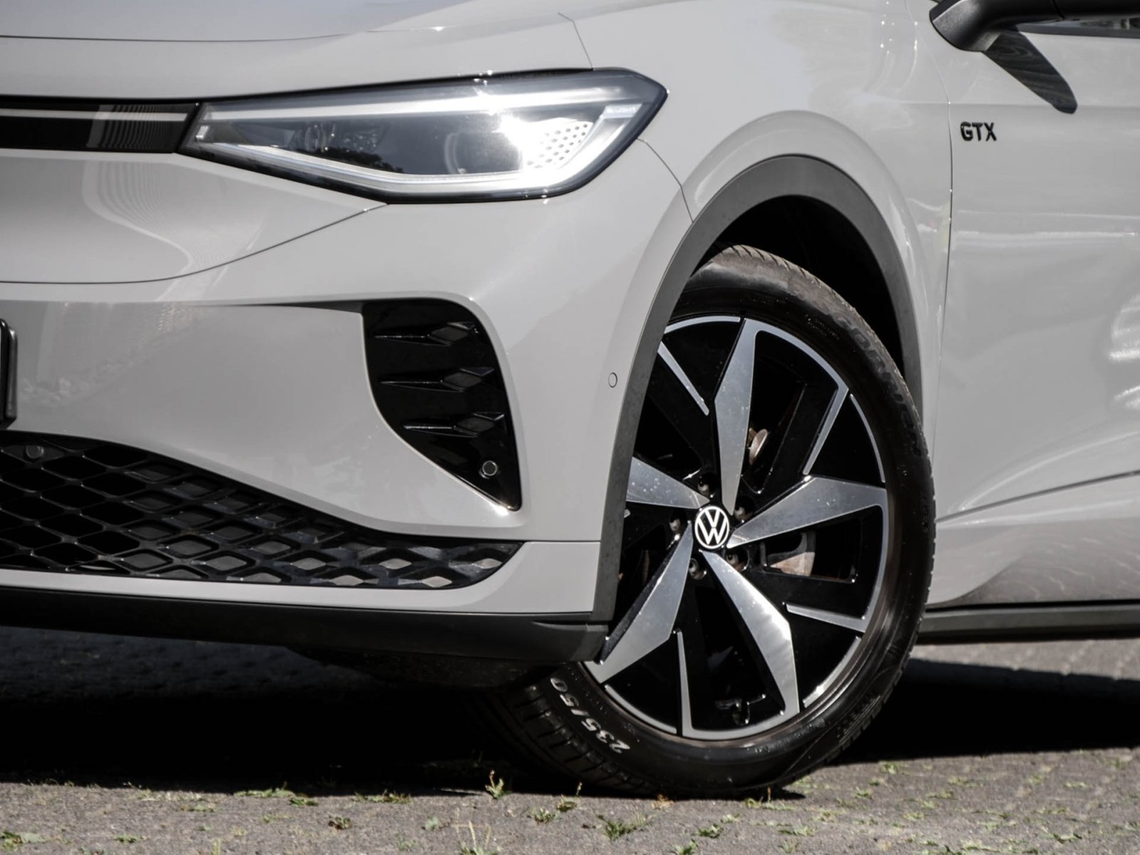 Volkswagen ID.5 GTX 4X4 AHK CAM ACC LM20 NAVI CARPLAY