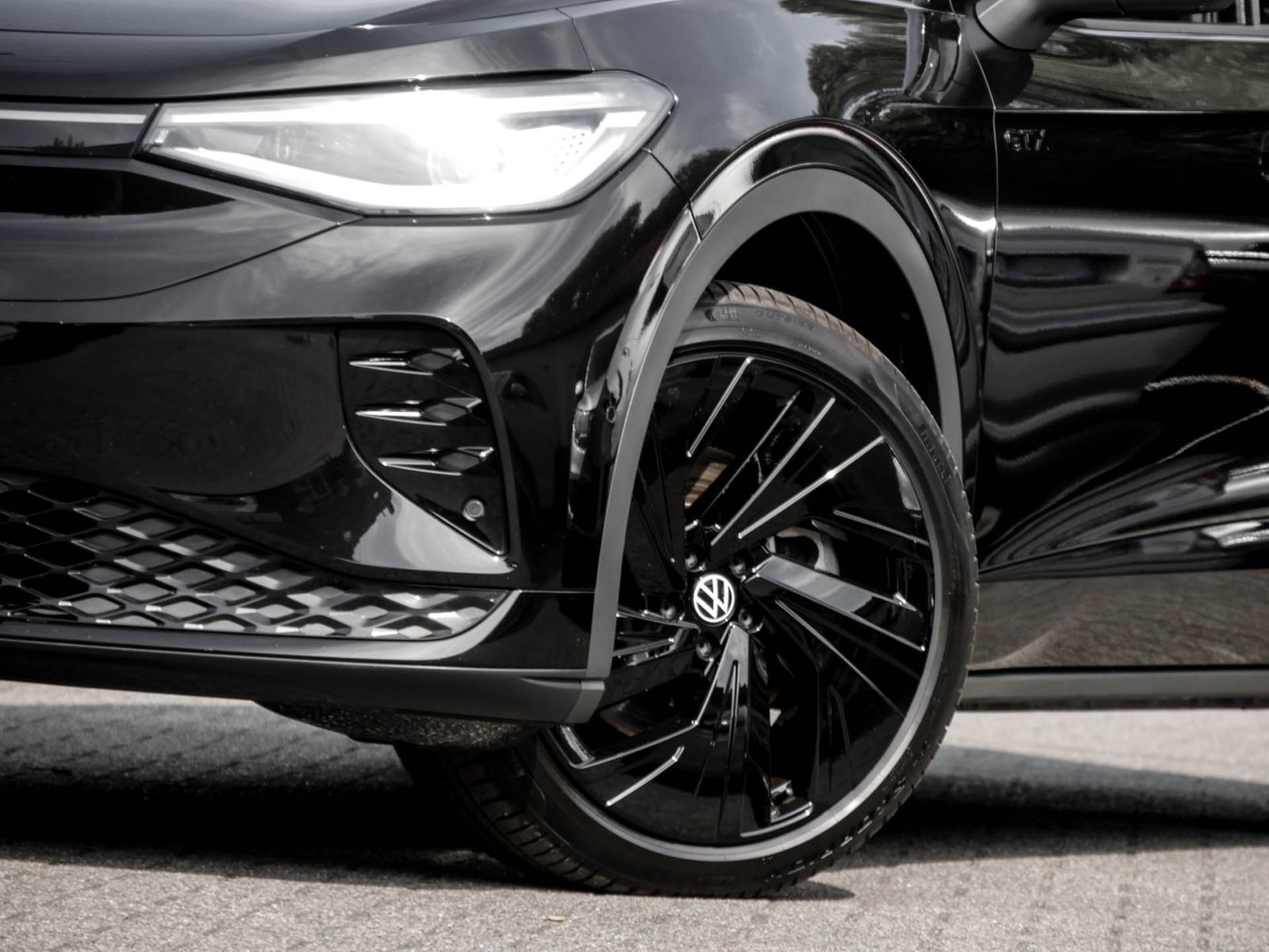 Volkswagen ID.5 GTX 4X4 WÄRMEPUMPE 360°CAM ACC LM21 NAVI