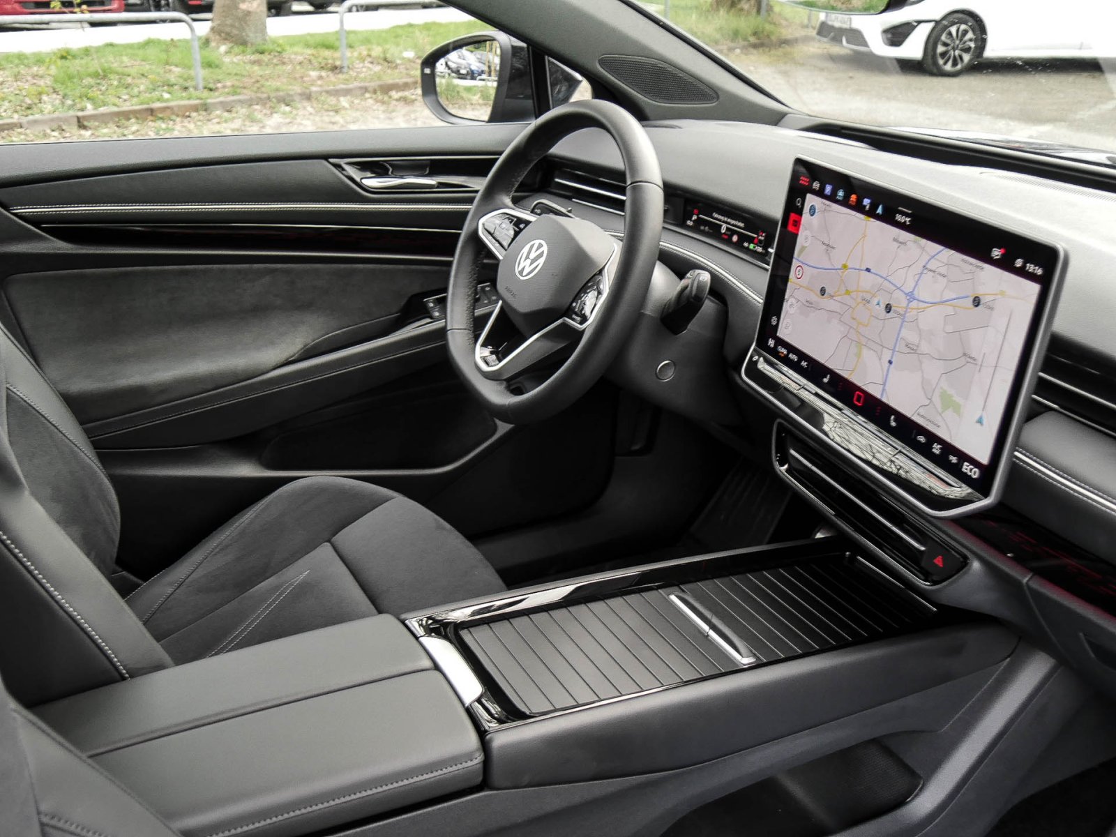 Volkswagen ID.7 Tourer PRO WÄRMEPUMPE 360°CAM ACC LM19 NAVI