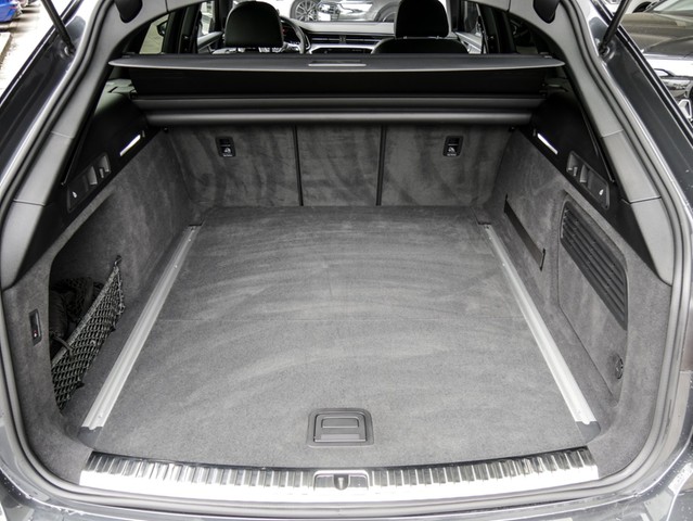 Audi A6 Avant 45 quattro S LINE BLACKPAK PANO AHK ACC