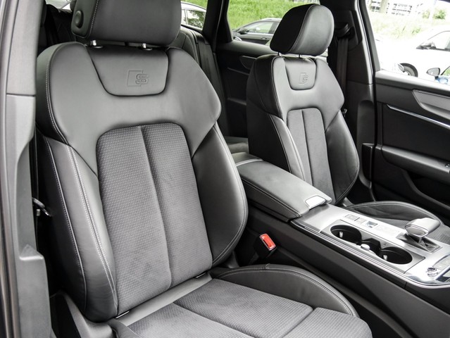 Audi A6 Avant 45 quattro S LINE BLACKPAK PANO AHK ACC