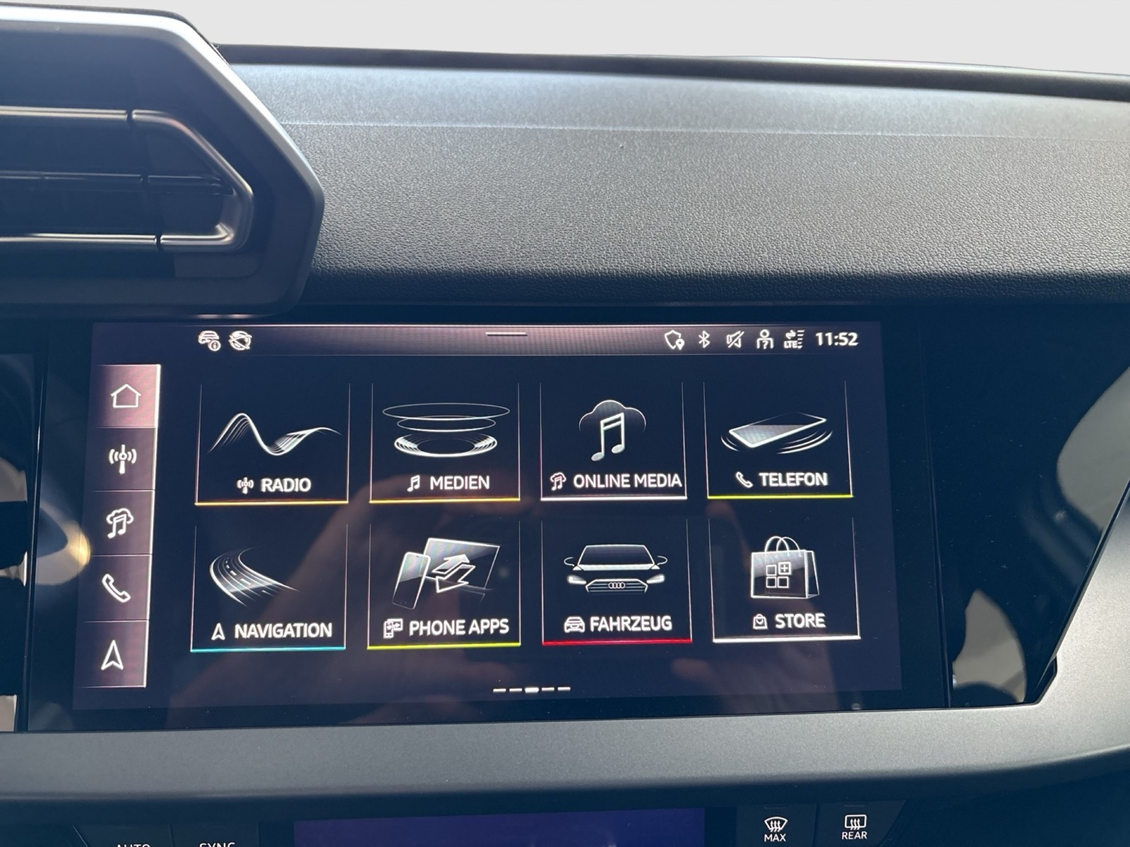Audi A3 Sportback 30 NAVI+ SITZHEIZUNG CARPLAY ALU