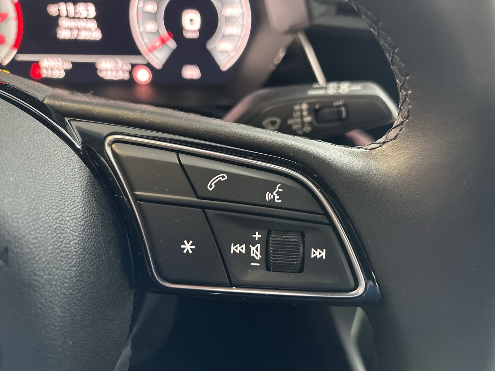 Audi A3 Sportback 30 NAVI+ SITZHEIZUNG CARPLAY ALU