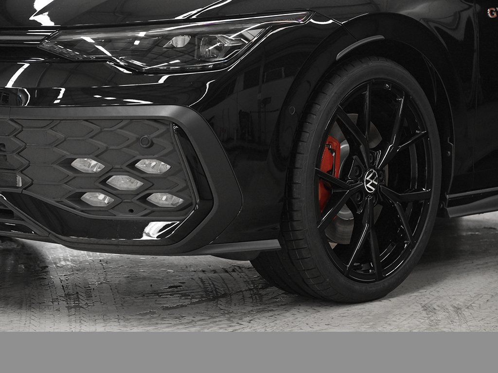 Volkswagen Golf GTI BLACKSTYLE HARMANKARDON MATRIXLED