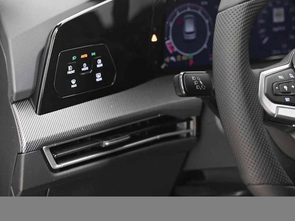 Volkswagen Golf GTI HARMANKARDON BLACKSTYLE MATRIXLED