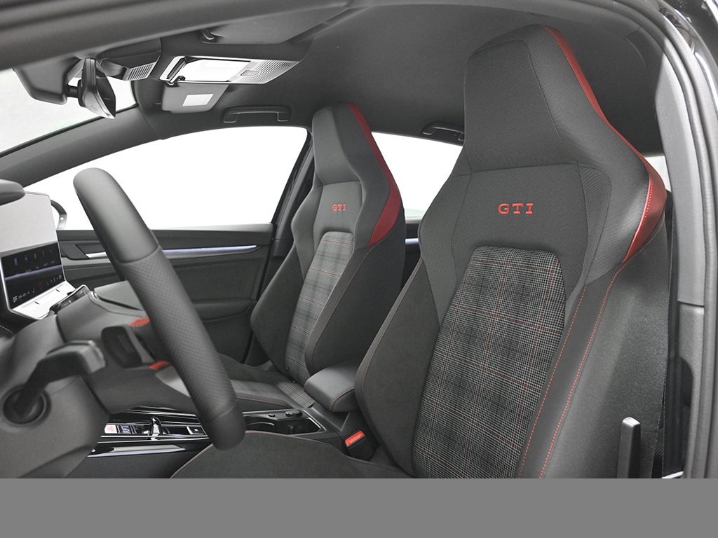 Volkswagen Golf GTI HARMANKARDON BLACKSTYLE MATRIXLED